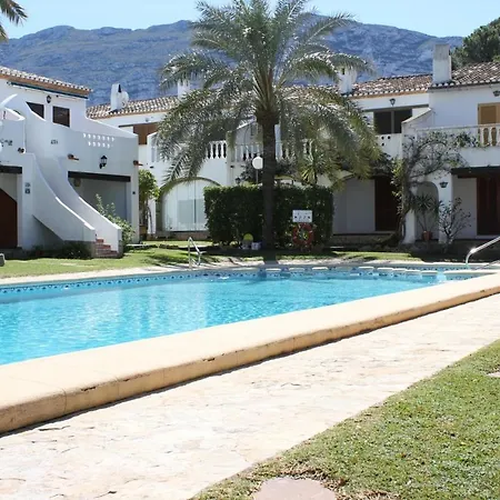 152 Tropicana Park - Deniasol *